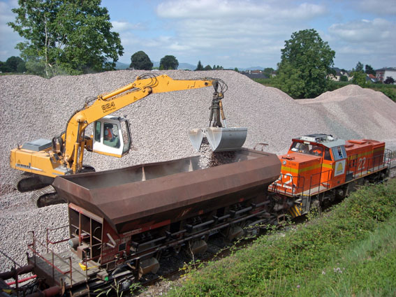 Chargement du ballast